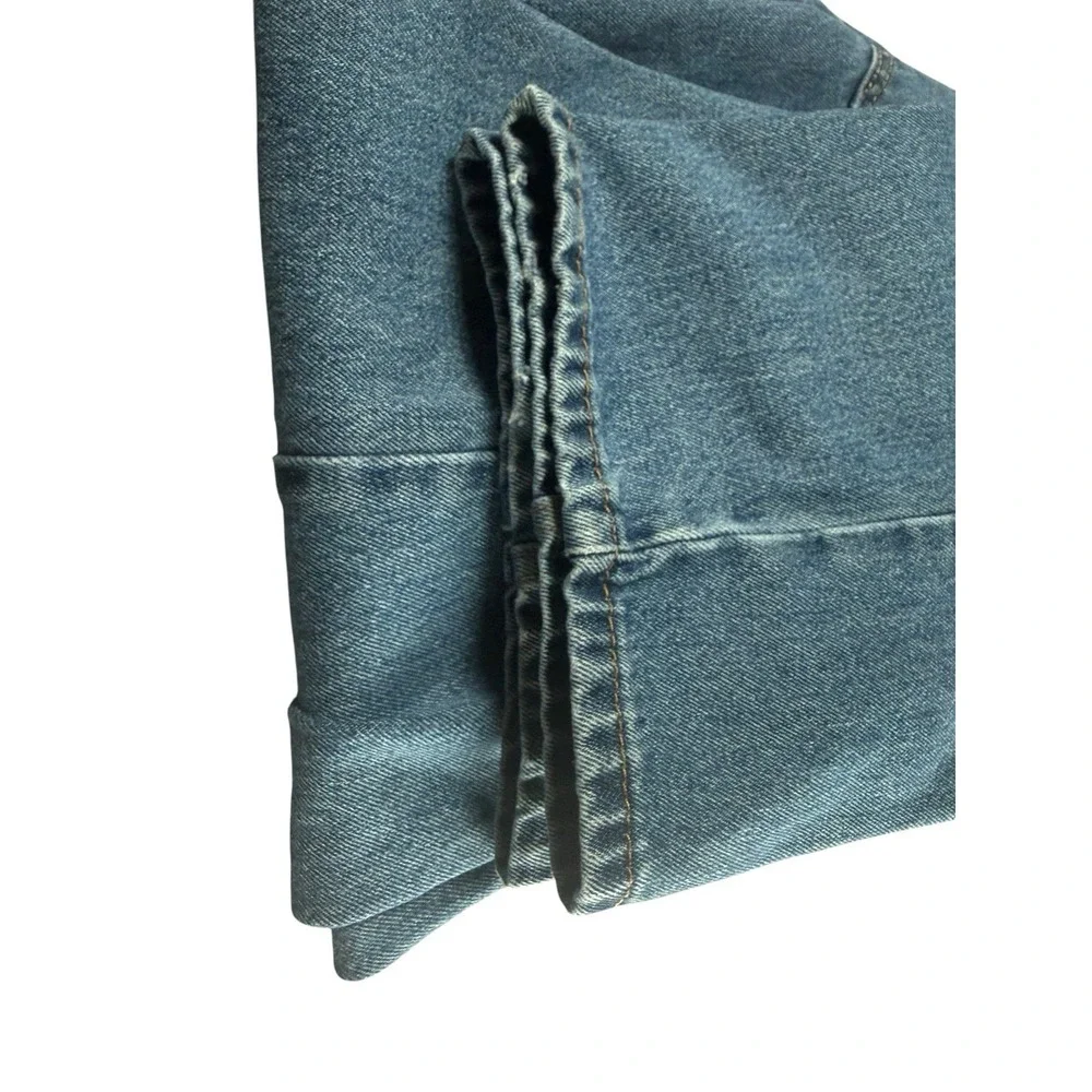 Rare Levi's 550 Jeans Mens 38x29 Relaxed Fit Blank Red Tab Light Wash Denim